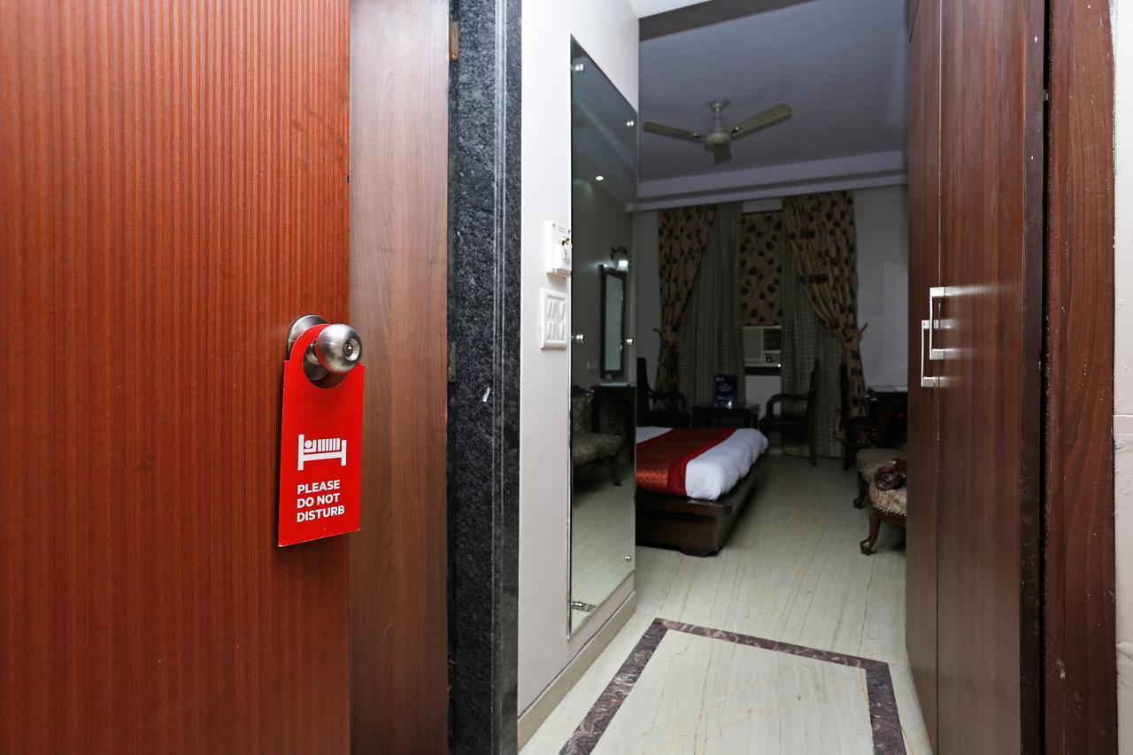 Oyo 5401 Hotel Mid Town New Delhi Extérieur photo