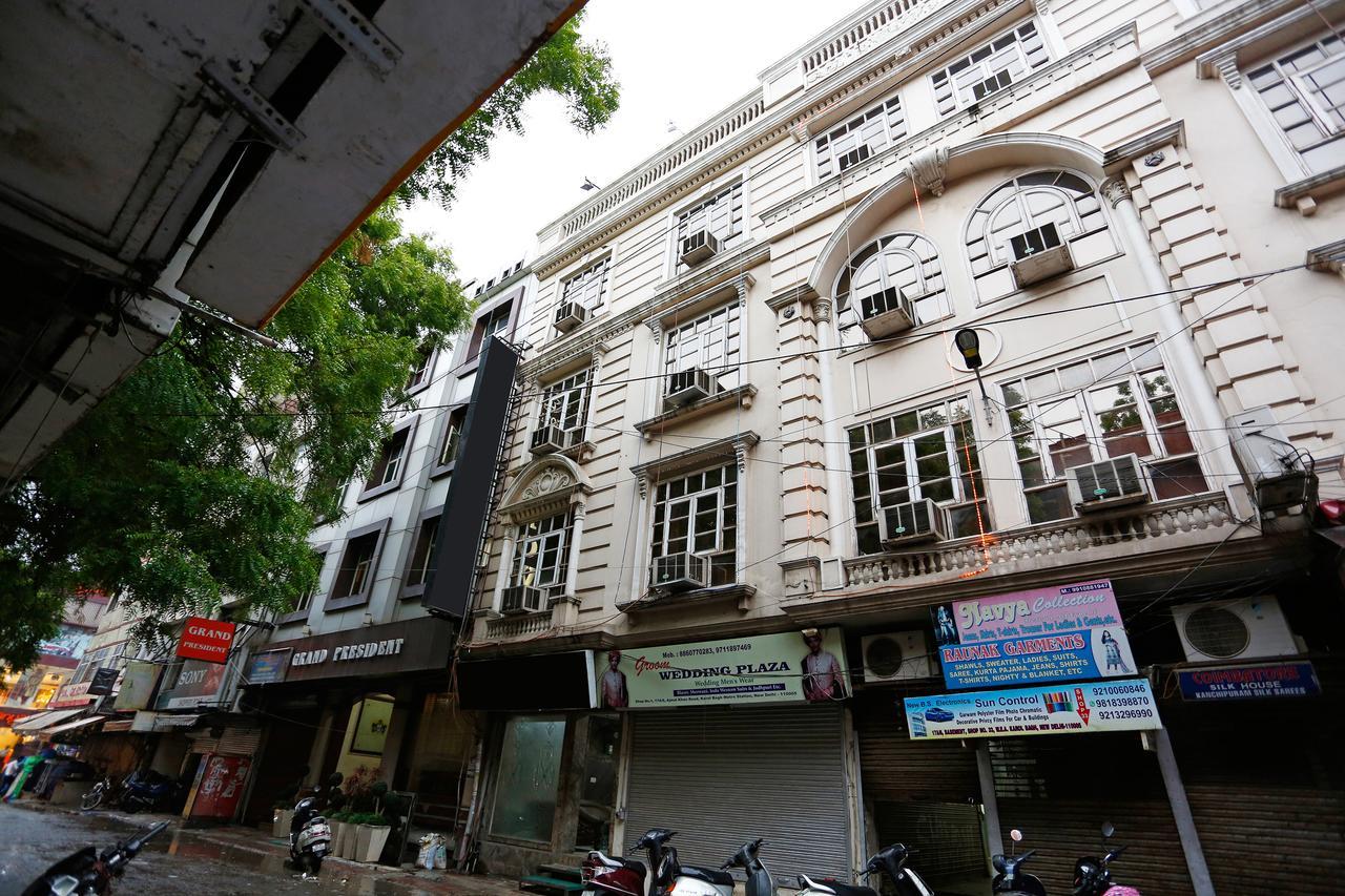 Oyo 5401 Hotel Mid Town New Delhi Extérieur photo