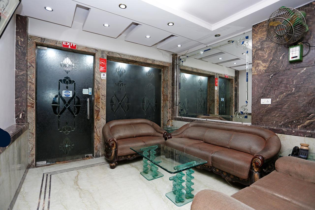 Oyo 5401 Hotel Mid Town New Delhi Extérieur photo