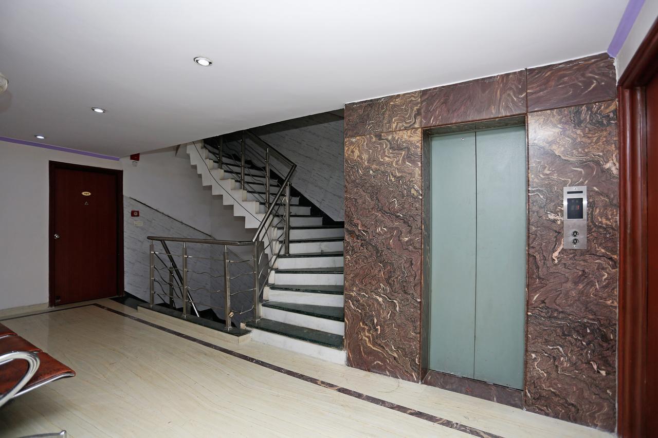 Oyo 5401 Hotel Mid Town New Delhi Extérieur photo