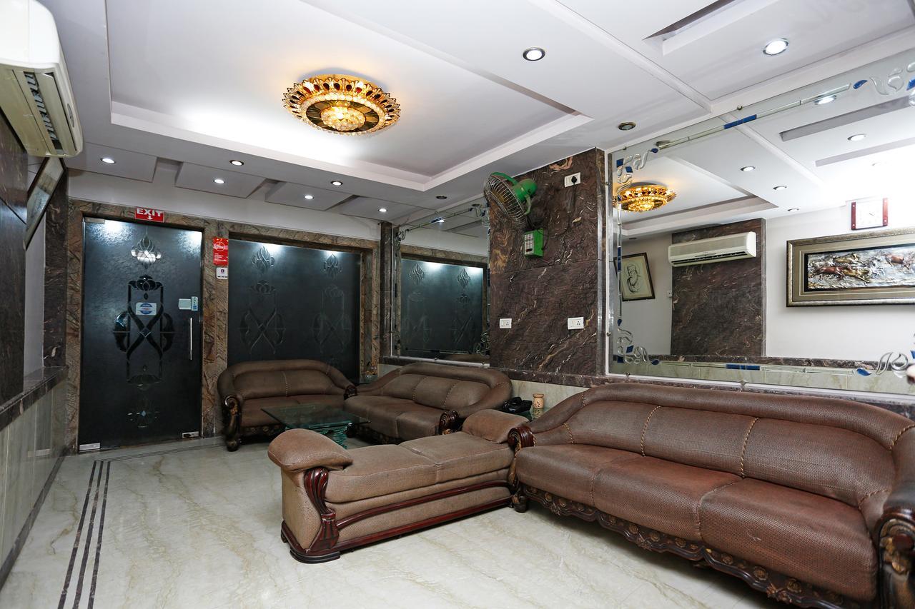 Oyo 5401 Hotel Mid Town New Delhi Extérieur photo