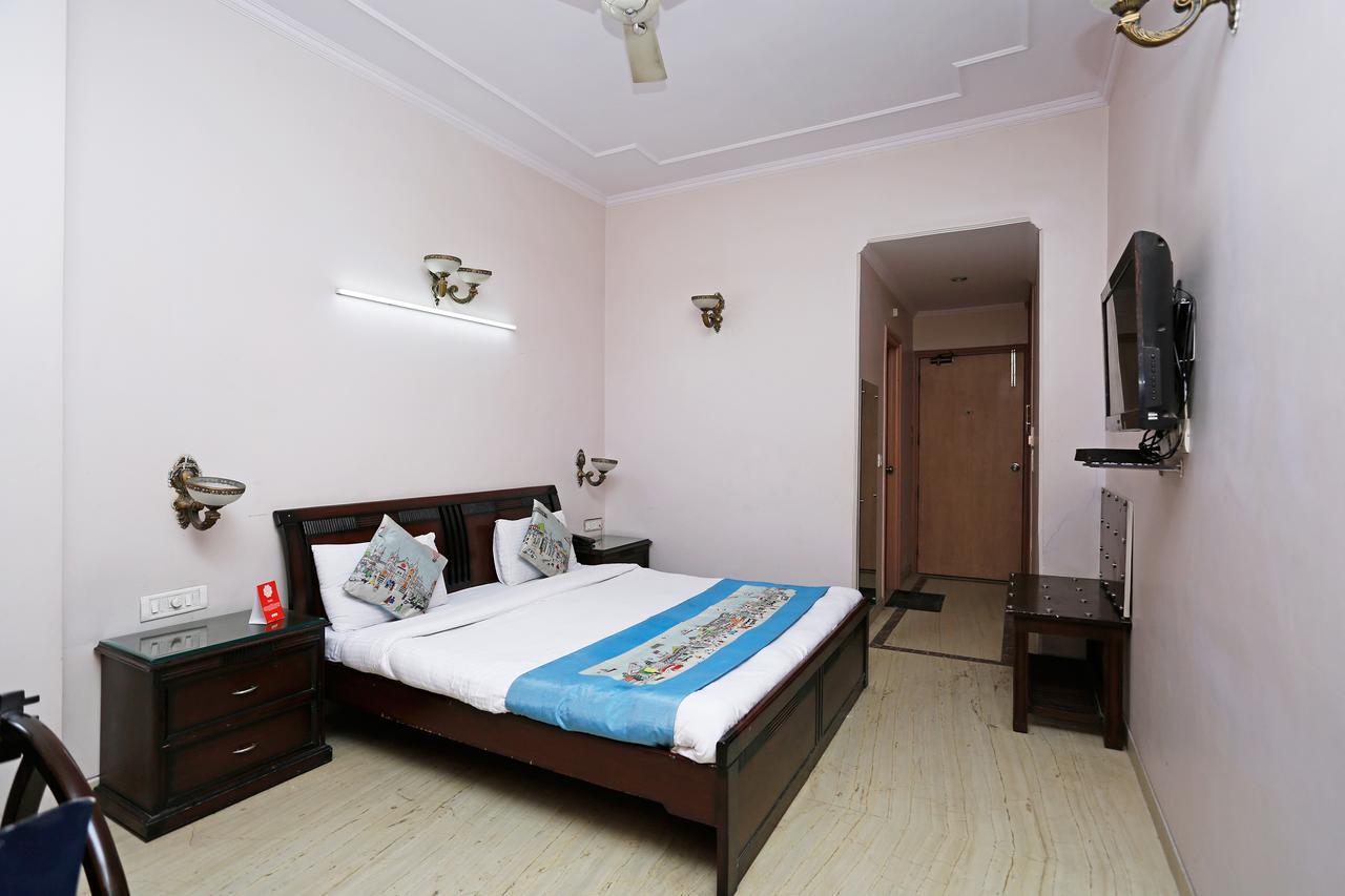 Oyo 5401 Hotel Mid Town New Delhi Extérieur photo
